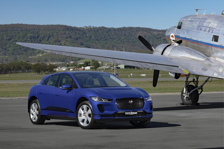  Jaguar I-Pace EV400 AWD SE 2018 года  (AU) (фото 4 из 40)